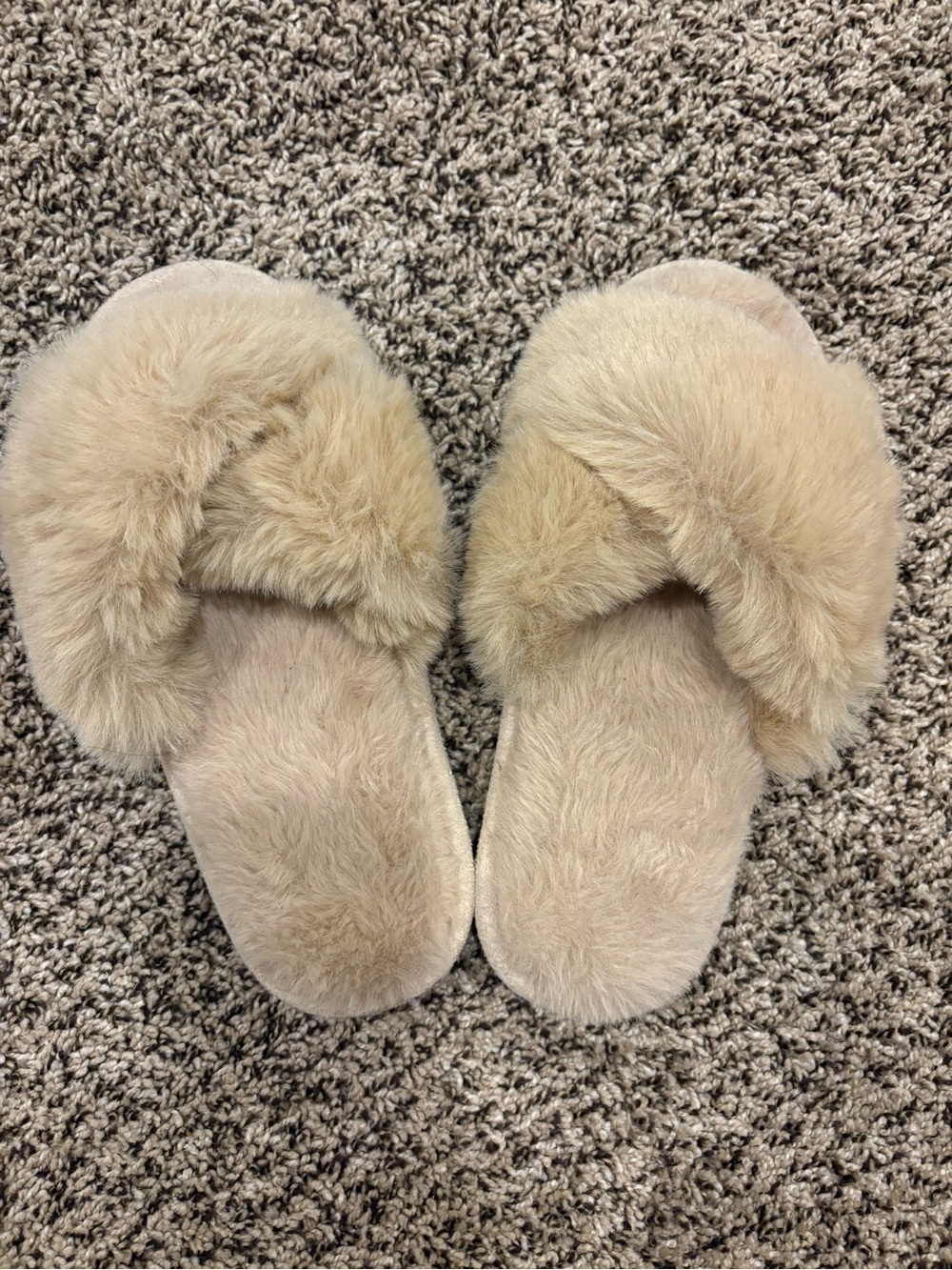 Plush Faux Fur Slide Slippers for Women - Cream - Brand new - never been used